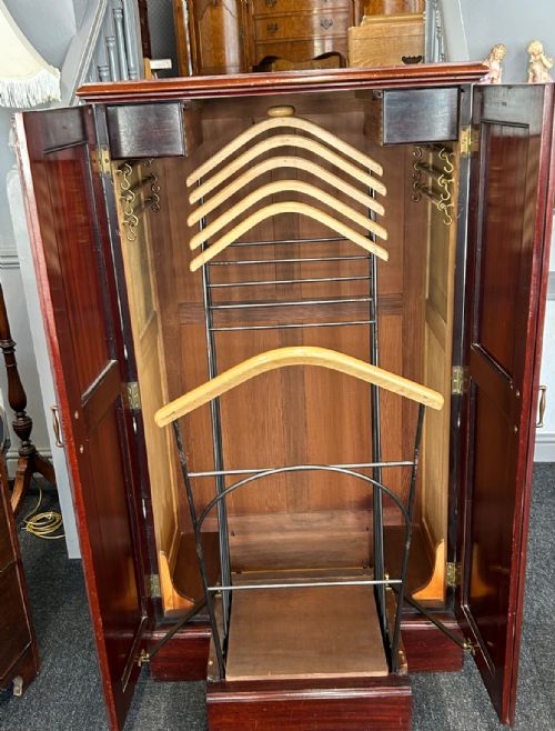 MAHOGANY GENTLEMANS VALET CUPBOARD - ADDITIONAL PHOTO 5