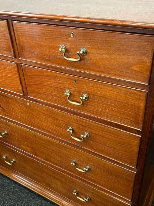 19TH CENTURY SOLID WALNUT CHEST OF DRAWERS - ADDITIONAL PHOTO 1