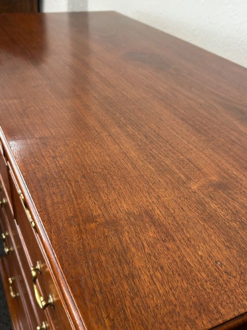 19TH CENTURY SOLID WALNUT CHEST OF DRAWERS - ADDITIONAL PHOTO 4