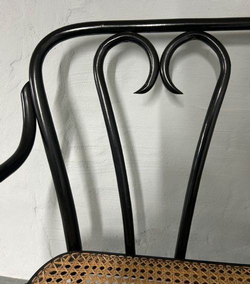 THONET BENCH LOVESEAT NO 16 - ADDITIONAL PHOTO 2