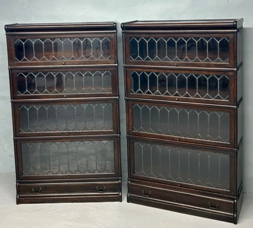 PAIR OF OAK GLOBE WERNICKE BARRISTERS BOOKCASES WITH LEADED DOORS BY - ADDITIONAL PHOTO 1