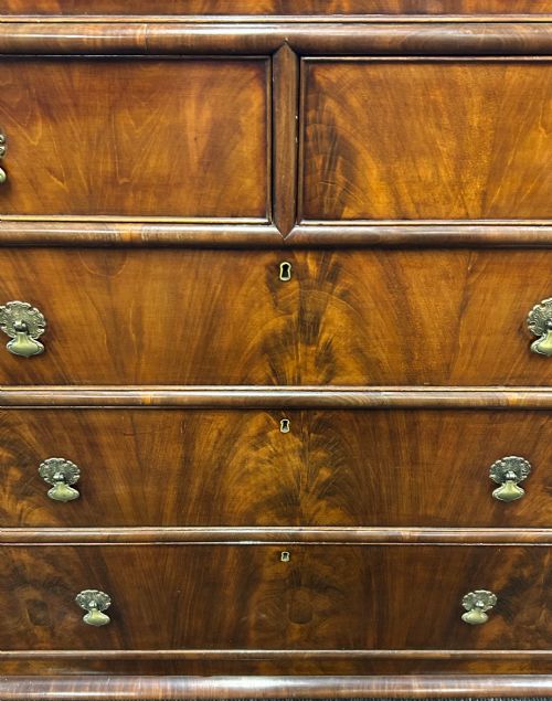 VICTORIAN FLAMED MAHOGANY CHEST OF DRAWERS - ADDITIONAL PHOTO 5