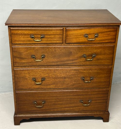 waring and gillow mahogany chest of drawers - CATEGORY: ANTIQUE CHEST OF DRAWERS - DATED 1930