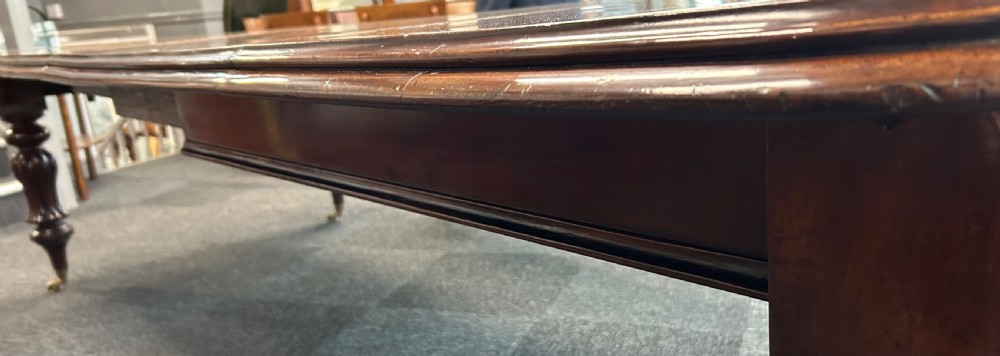 Victorian mahogany extending dining table View VI
