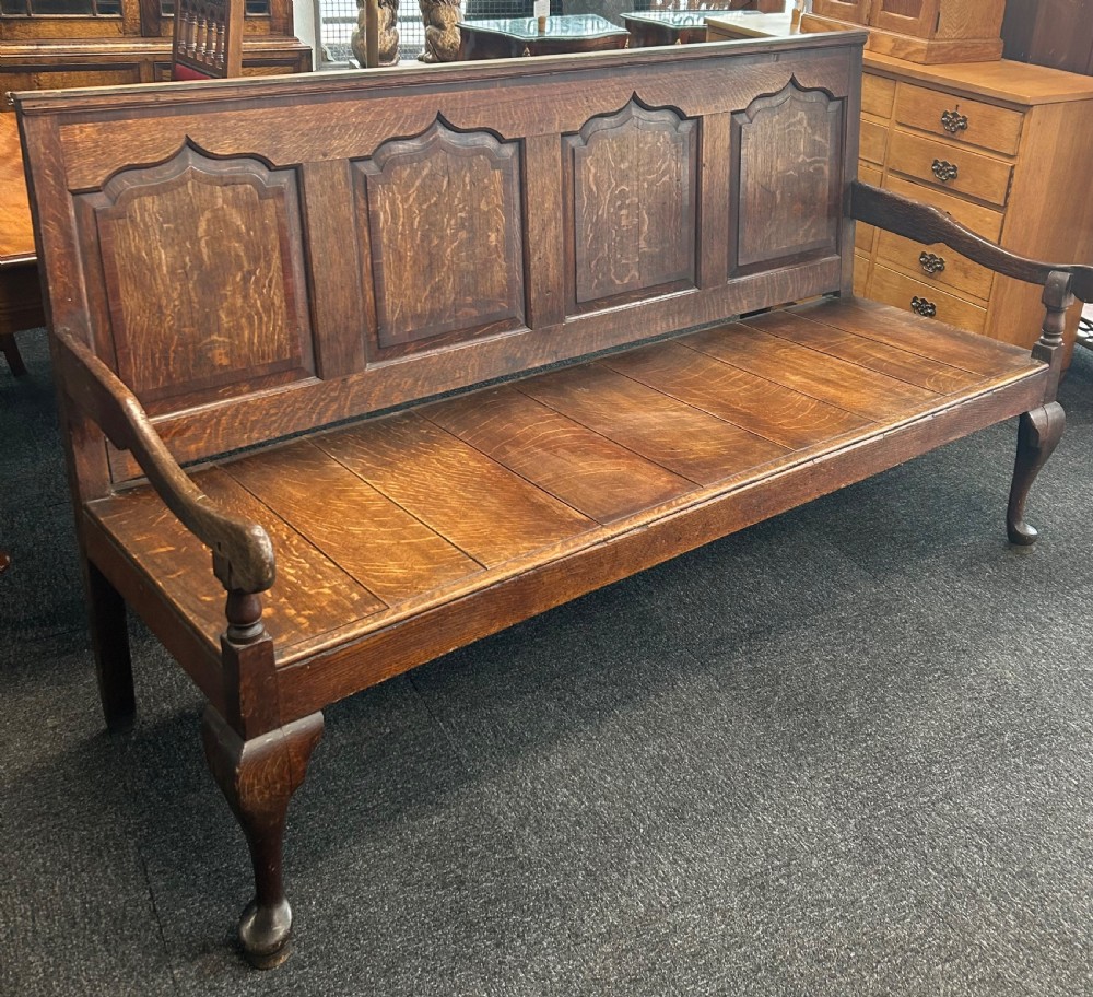 Georgian oak settle View II