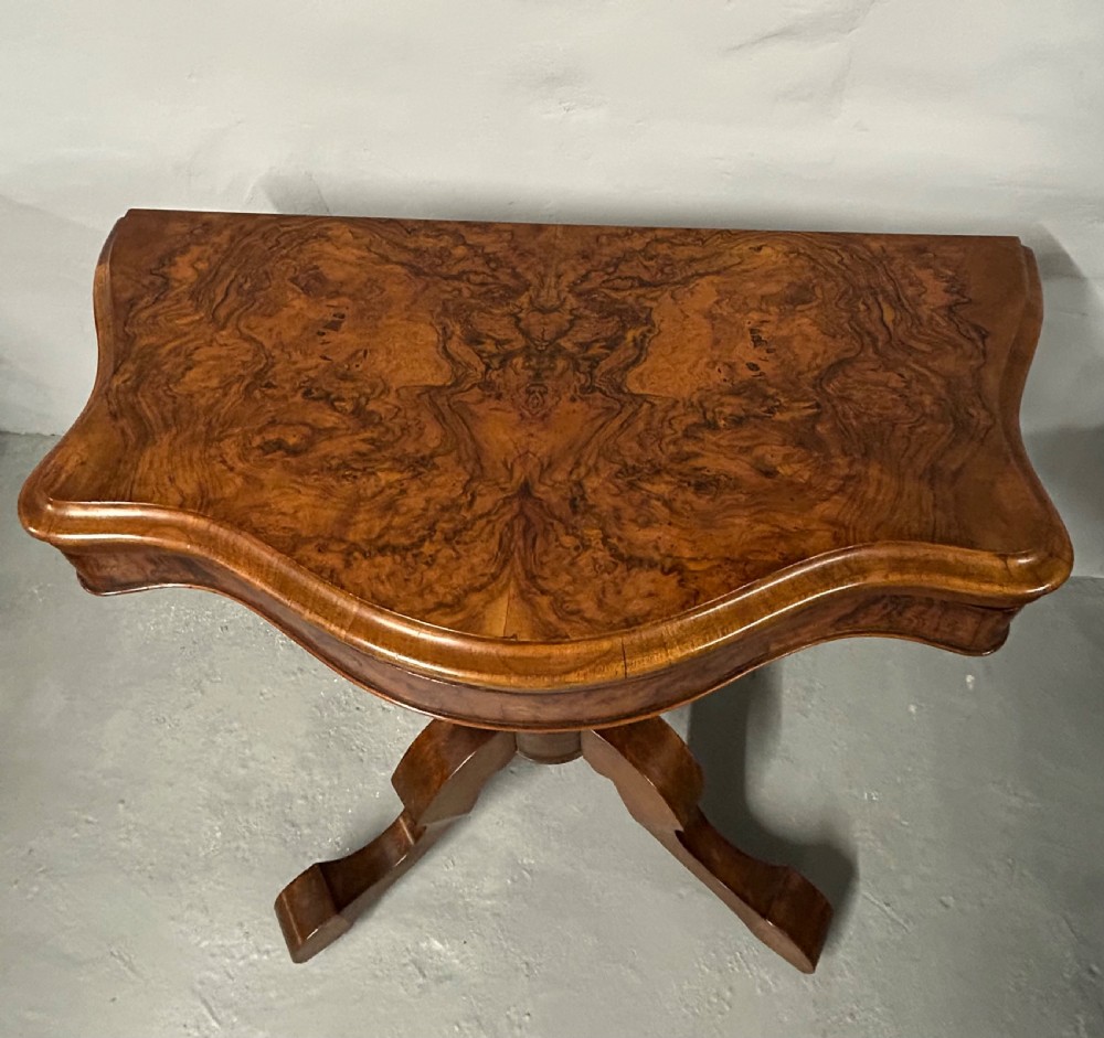 Victorian burr walnut games table View III
