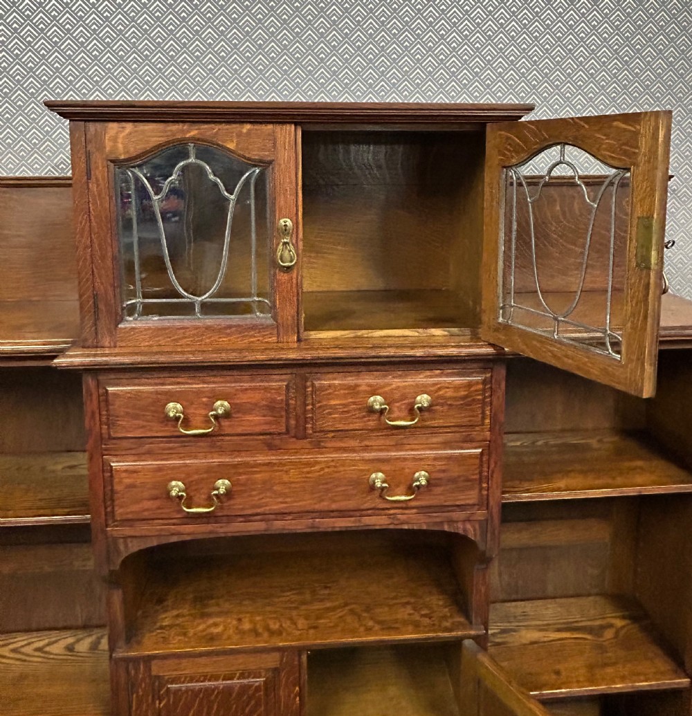 Shapland and Petter oak arts and crafts bookcase View VIII