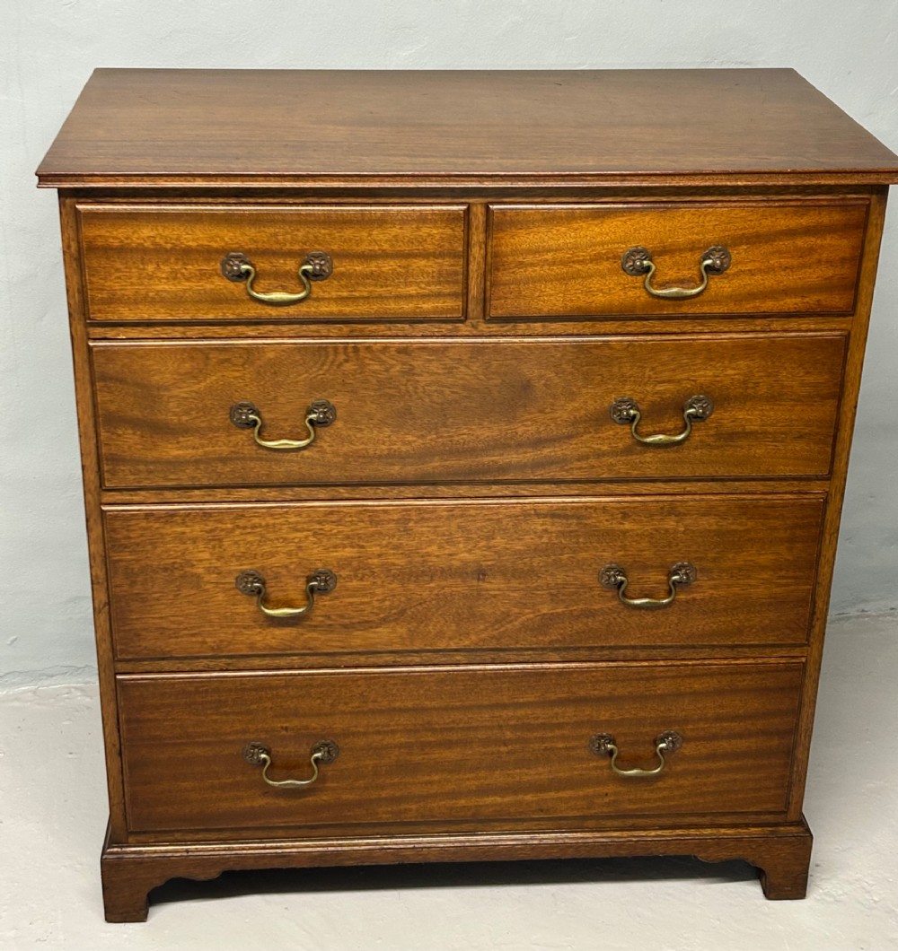 Waring and Gillow mahogany chest of drawers
