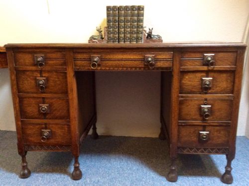 Globe Wernicke Oak Pedestal Desk