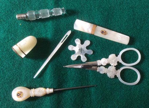 PALAIS ROYAL SEWING CASE - ADDITIONAL PHOTO 4