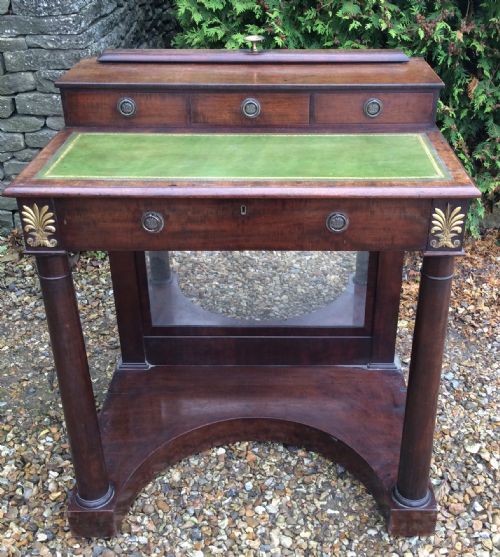'Table De Toilette' / Dressing Table