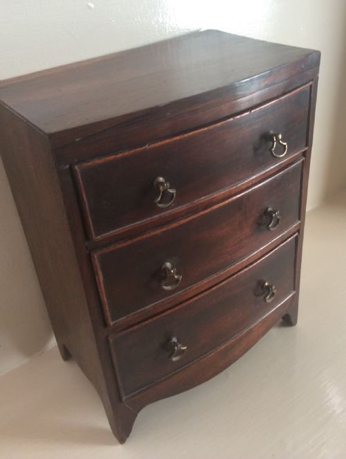 19th Century Apprentice Chest of Drawers