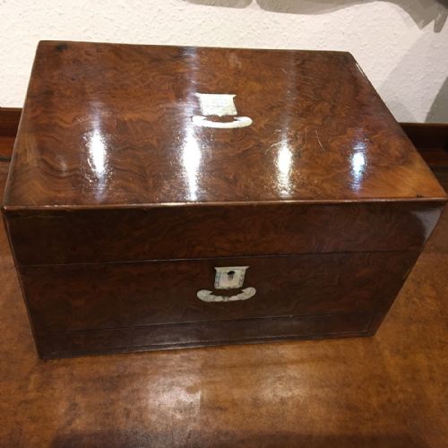 Walnut Dressing Box