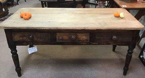 Victorian Pine and Elm Kitchen Farmhouse Table