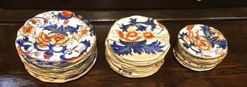 RARE SET OF MINIATURE CHILDSDOLLS DINNER SERVICE - ADDITIONAL PHOTO 2