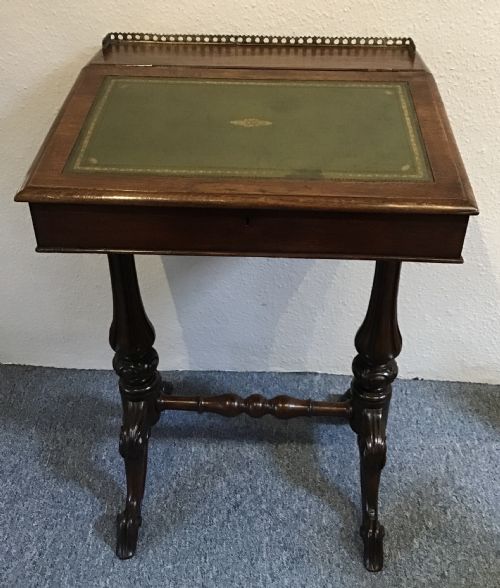 victorian davenport - CATEGORY: ANTIQUE DESKS - DATED VICTORIAN