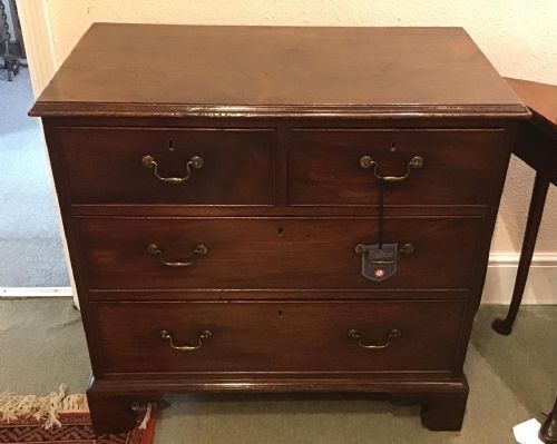 georgian mahogany chest of drawers - CATEGORY: ANTIQUE CHEST OF DRAWERS - DATED GEORGIAN
