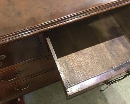 GEORGIAN MAHOGANY CHEST OF DRAWERS - ADDITIONAL PHOTO 1