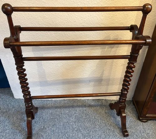 PAIR OF VICTORIAN TOWEL RAILS - ADDITIONAL PHOTO 5