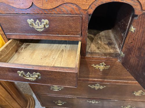 18TH CENTURY NORFOLK CHEST - ADDITIONAL PHOTO 2