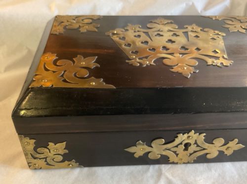 VICTORIAN COROMANDEL AND BRASS CARDGAMES BOX - ADDITIONAL PHOTO 1