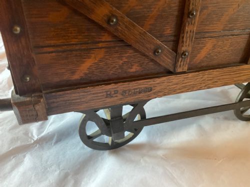 VICTORIAN RAILWAY COAL WAGON HUMIDOR - ADDITIONAL PHOTO 2