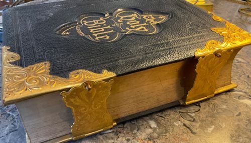 VICTORIAN THE HOLY BIBLE ILLUSTRATED - ADDITIONAL PHOTO 8