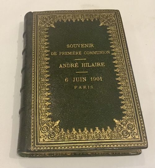 antique leather bound french communion book - CATEGORY: ANTIQUE MISCELLANEOUS - DATED VICTORIAN