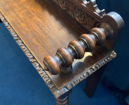 19TH CENTURY OAK HALL BENCH - ADDITIONAL PHOTO 1