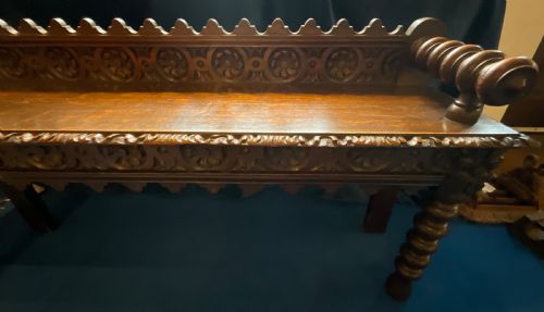 19TH CENTURY OAK HALL BENCH - ADDITIONAL PHOTO 3