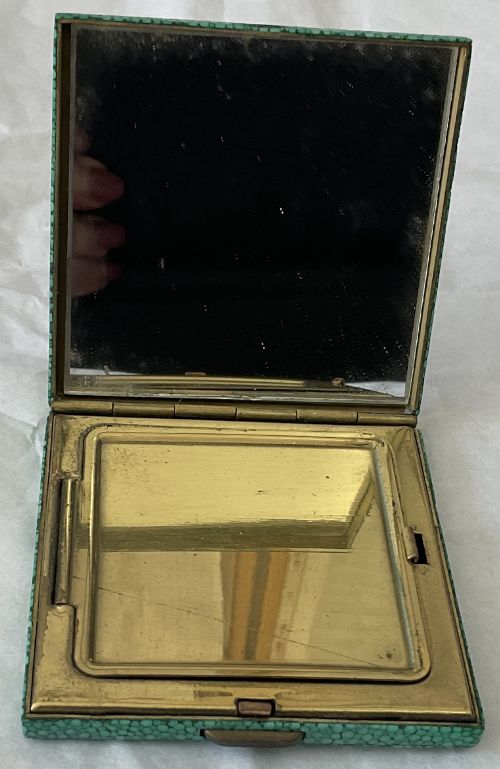 LADIES SHAGREEN COMPACT - ADDITIONAL PHOTO 1