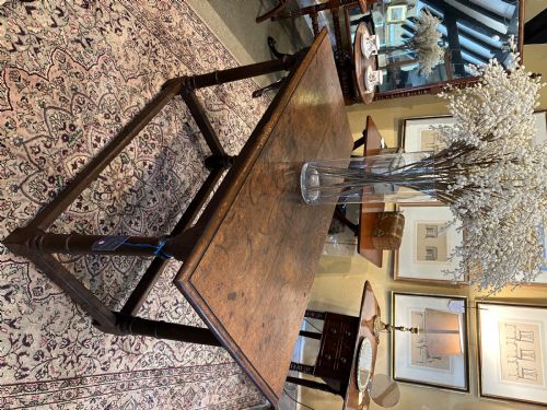 EARLY 18TH CENTURY SMALL OAK REFECTORY TABLE - ADDITIONAL PHOTO 5