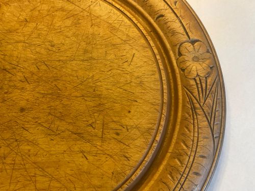 ANTIQUE BREAD BOARD - ADDITIONAL PHOTO 2