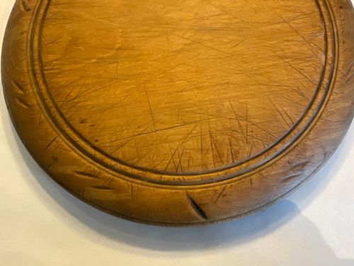 ANTIQUE BREAD BOARD - ADDITIONAL PHOTO 3