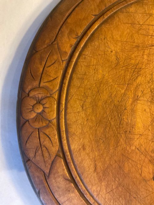 VICTORIAN BREAD BOARD - ADDITIONAL PHOTO 2