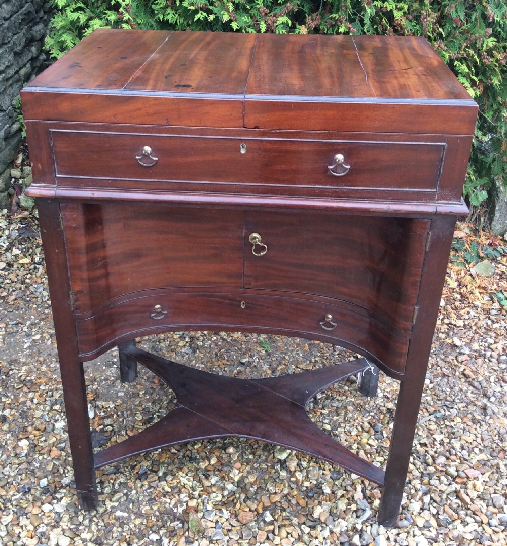 Gentleman's Mahogany Dressing Table circa 1800