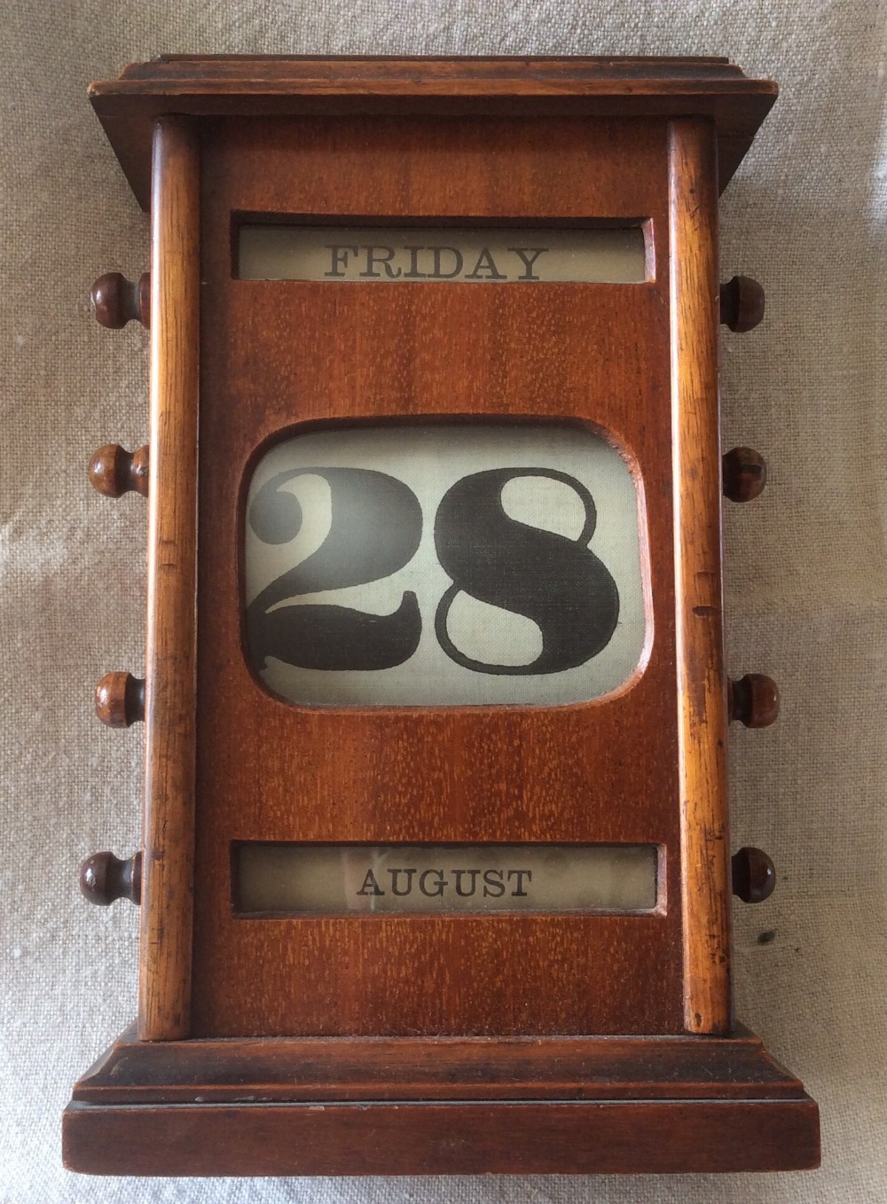 Edwardian Oak Perpetual Calendar 