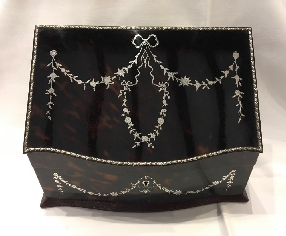 Tortoiseshell and Silver Pique stationery box 