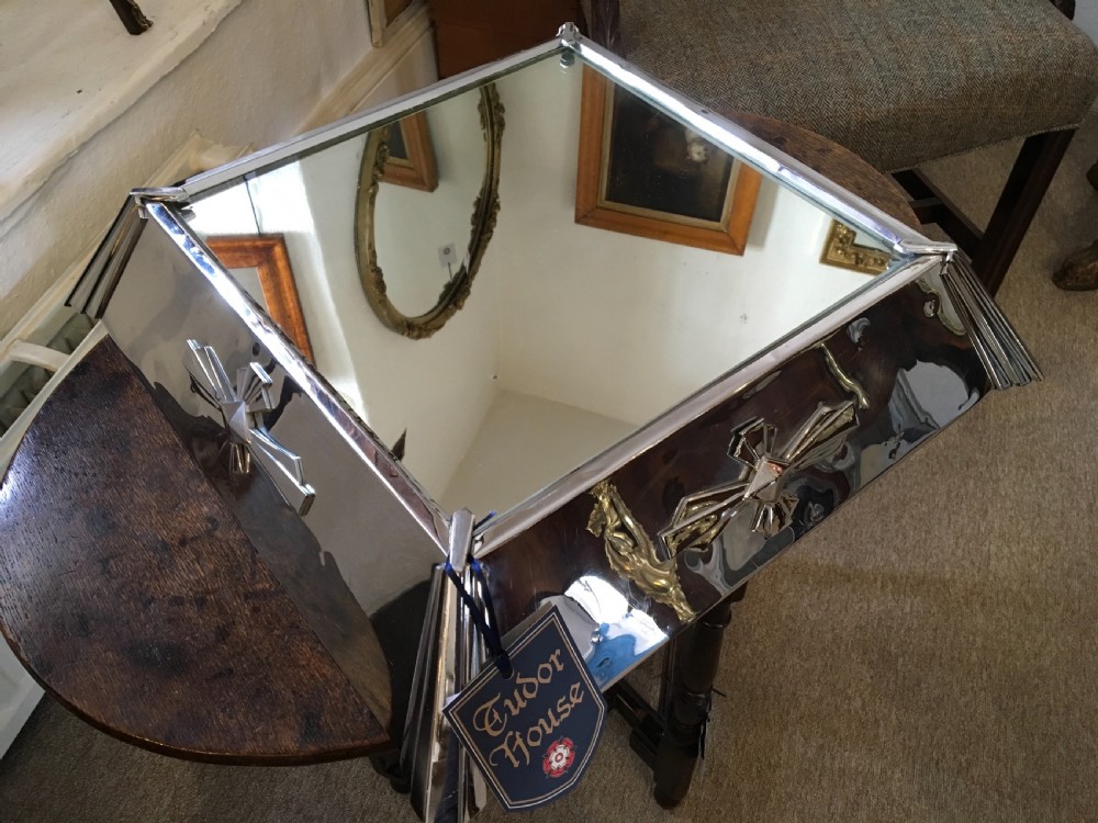 Art Deco silver plated and mirrored cake stand  View II