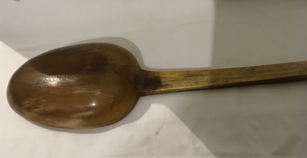 Large 18th Century rat-tail horn spoon  View III