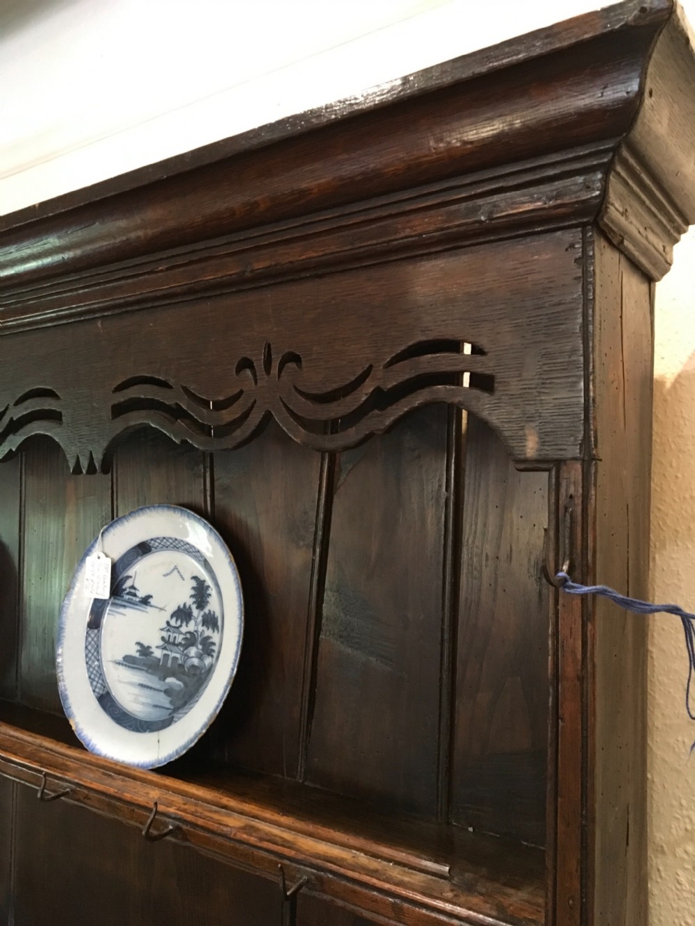 Late 18th Century Oak Pot Board Dresser of small proportions  View VII