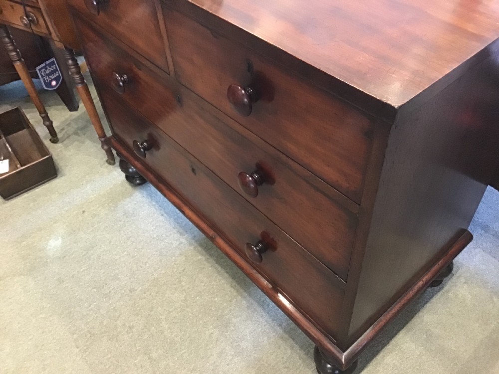 Early 19th century Mahogany Chest of Drawers  View V