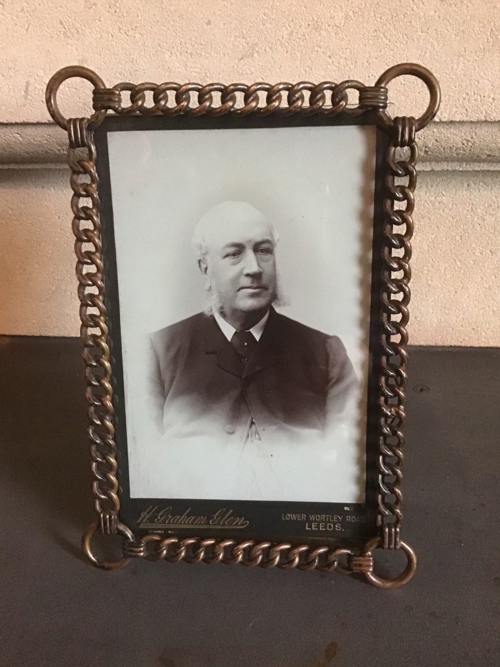 Victorian brass chain link photograph frame 