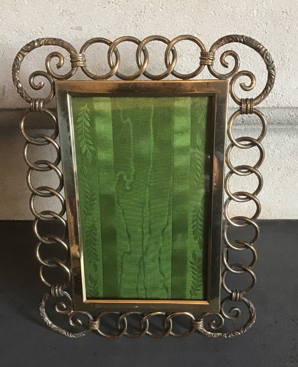 Victorian Brass Chain Link Photogrpah Frame 