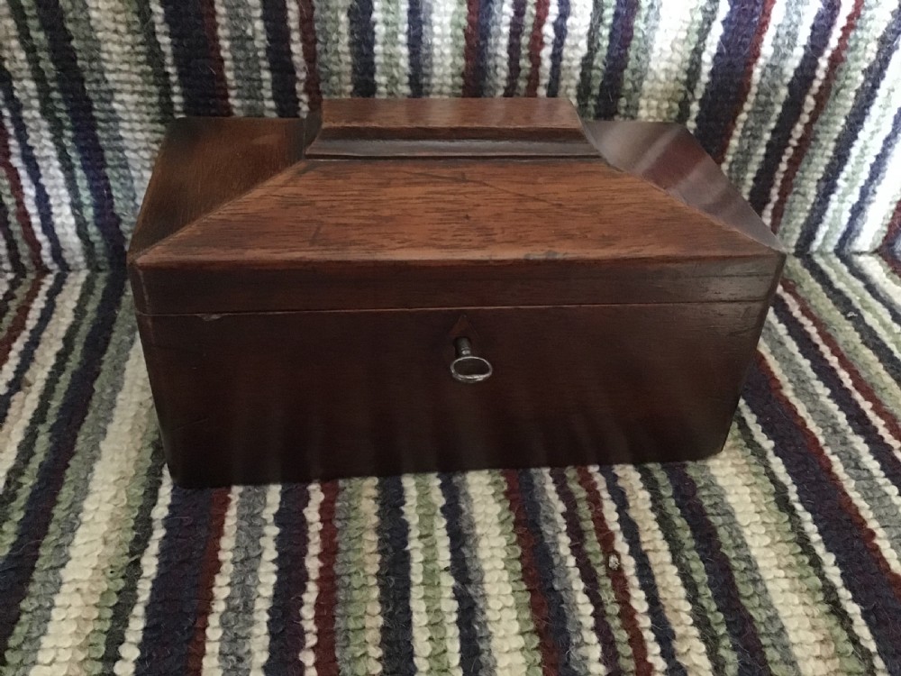 Georgian Mahogany Tea Caddy of small proportions  View III