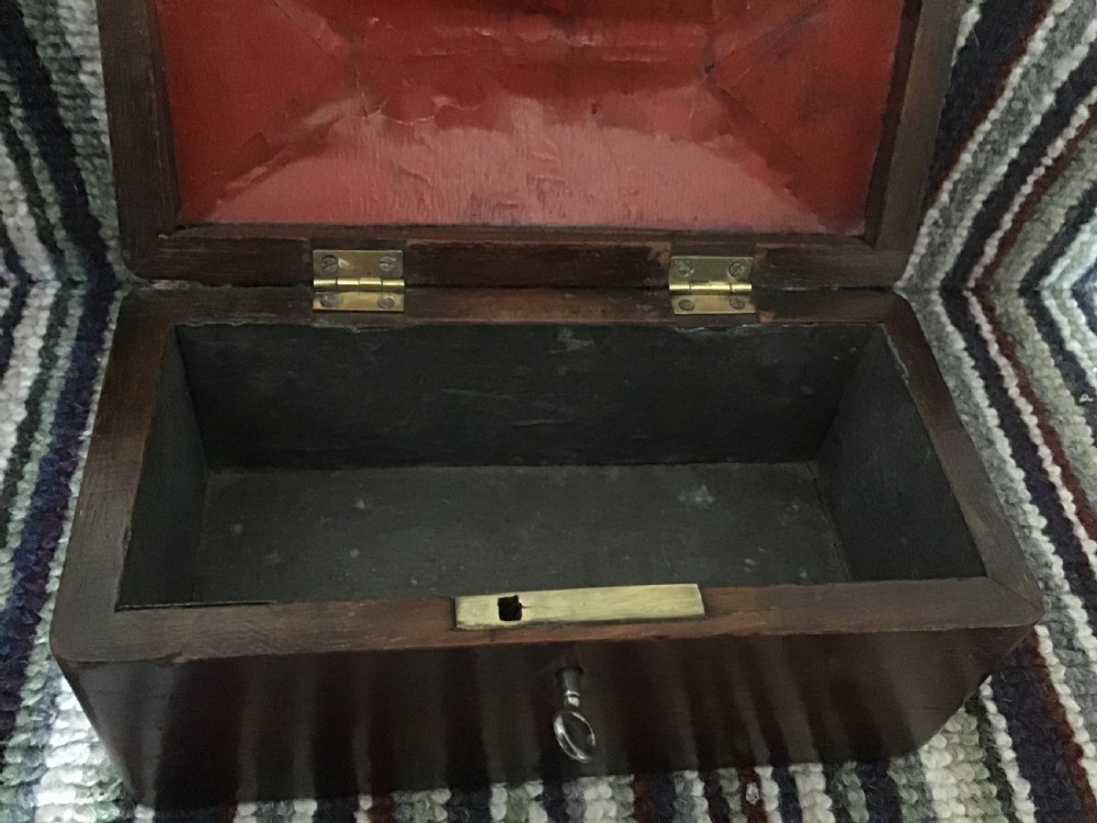 Georgian Mahogany Tea Caddy of small proportions  View V