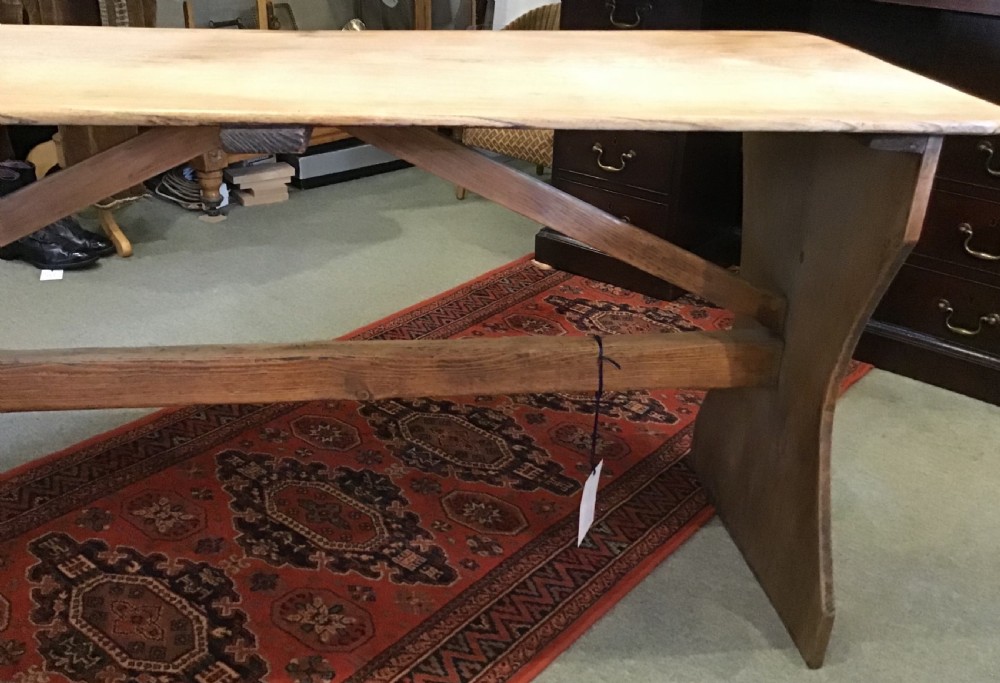 Elm Cotswold School Tavern Table View VI