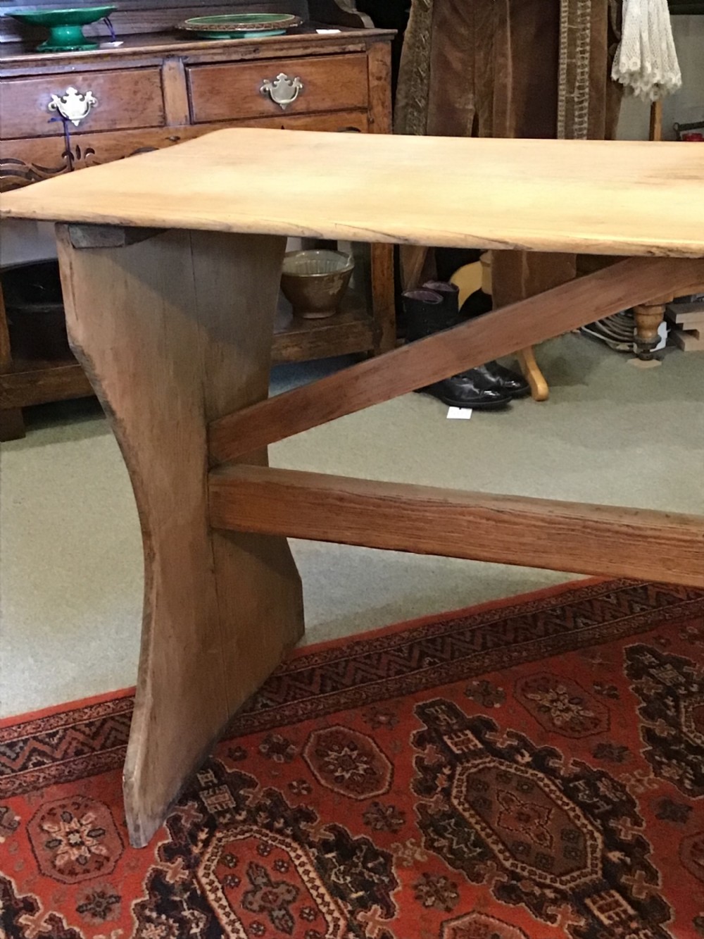 Elm Cotswold School Tavern Table View VIII
