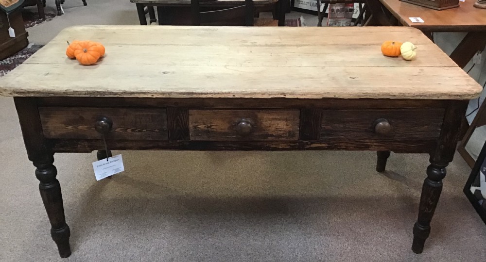 Victorian pine and elm kitchen farmhouse table 