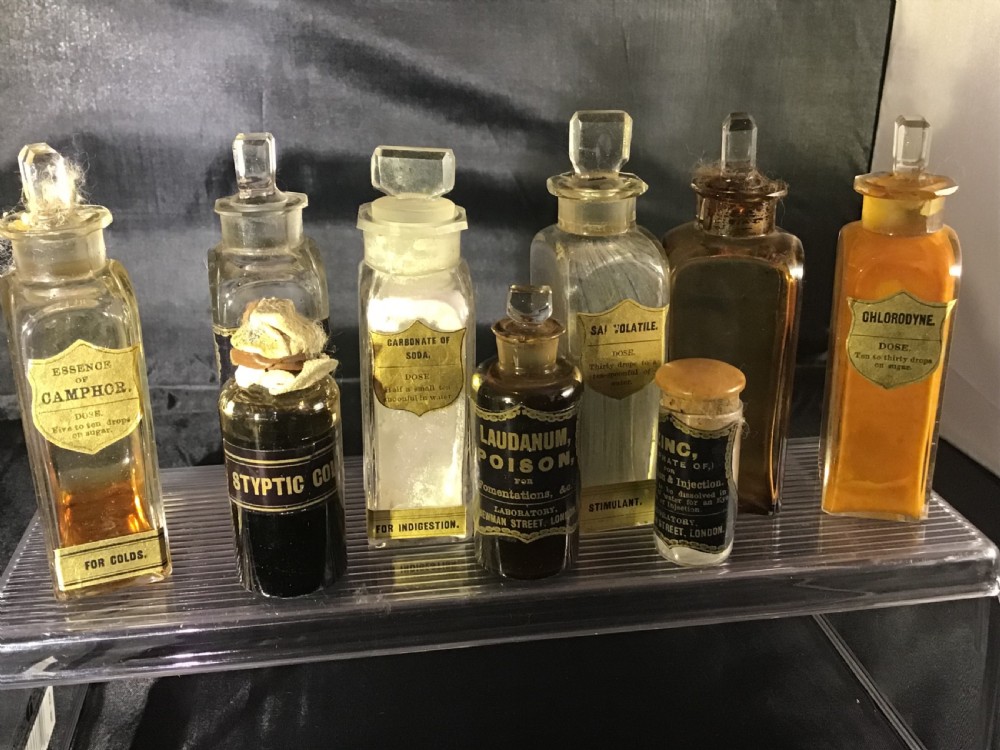 Mid 19th century apothecary chest for domestic use  View VII